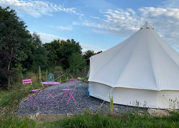 Glamping Meadow Bell Tent