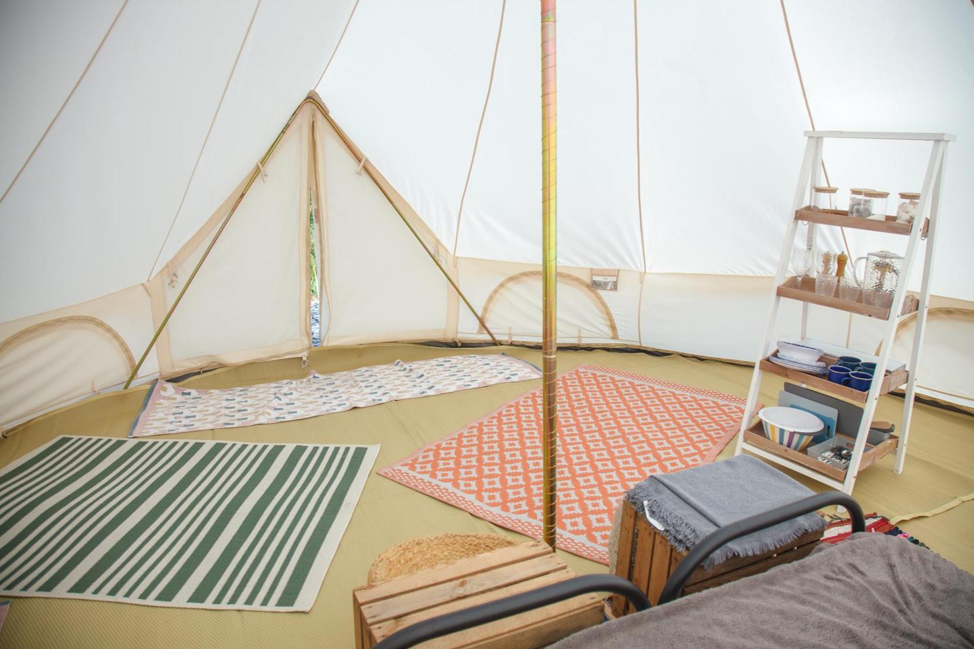 Glamping Meadow Bell Tent Luxuszelt *
